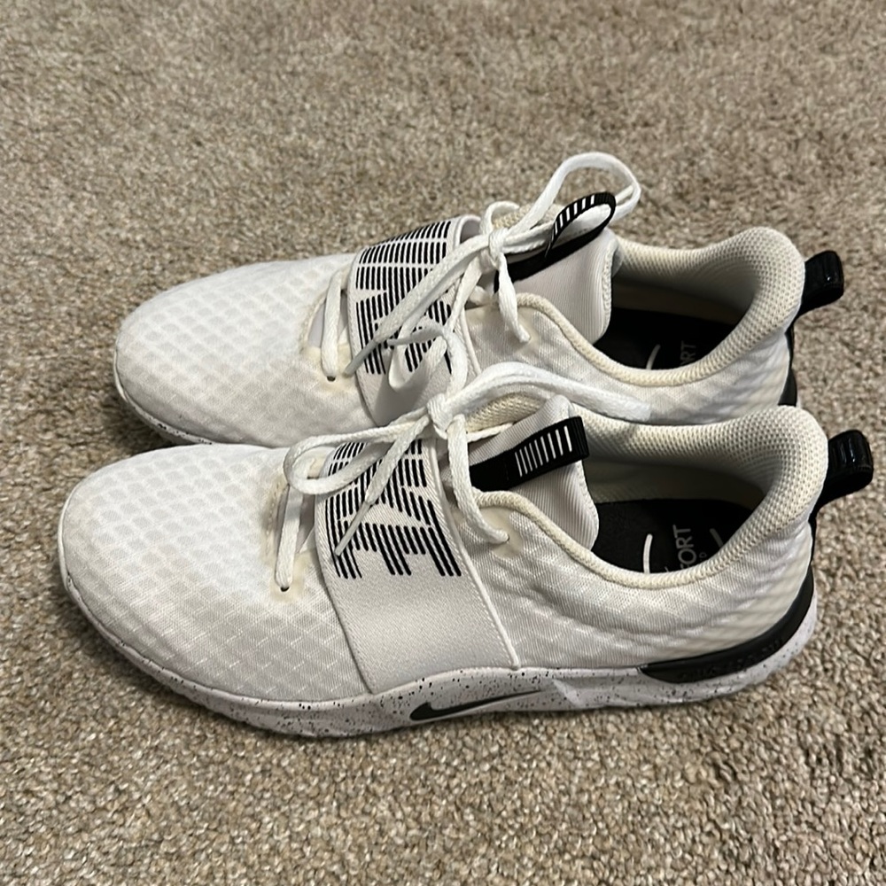 Nikes shoes